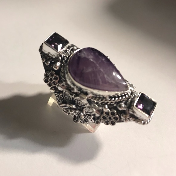 Amethyst 925 Sterling Silver Ring - Picture 2 of 2